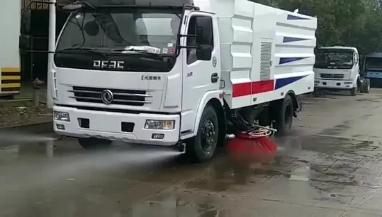 Isuzu 4cbm 물 탱크 5cbm 쓰레기 탱크 고압 도로 세척 트럭 Isuzu 130HP 유로 5 도로 스위퍼 트럭