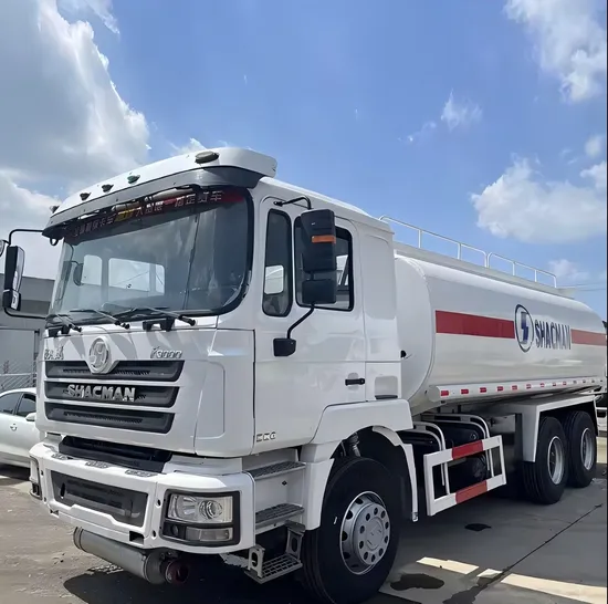 FAW 탱크 급수 트럭 Dongfeng Sinotruk HOWO Shacman 도로 스프링클러 위생 차량 20000/30000L 6X4 헤비 듀티 우유 유조선 식수 트럭 가격